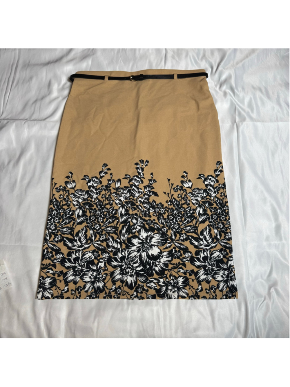 Women's Messini Midi Skirt Size L Beige Black Floral Print